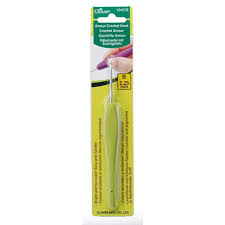 Clover Amour 2.25 mm/US B or 1 Crochet Hook 